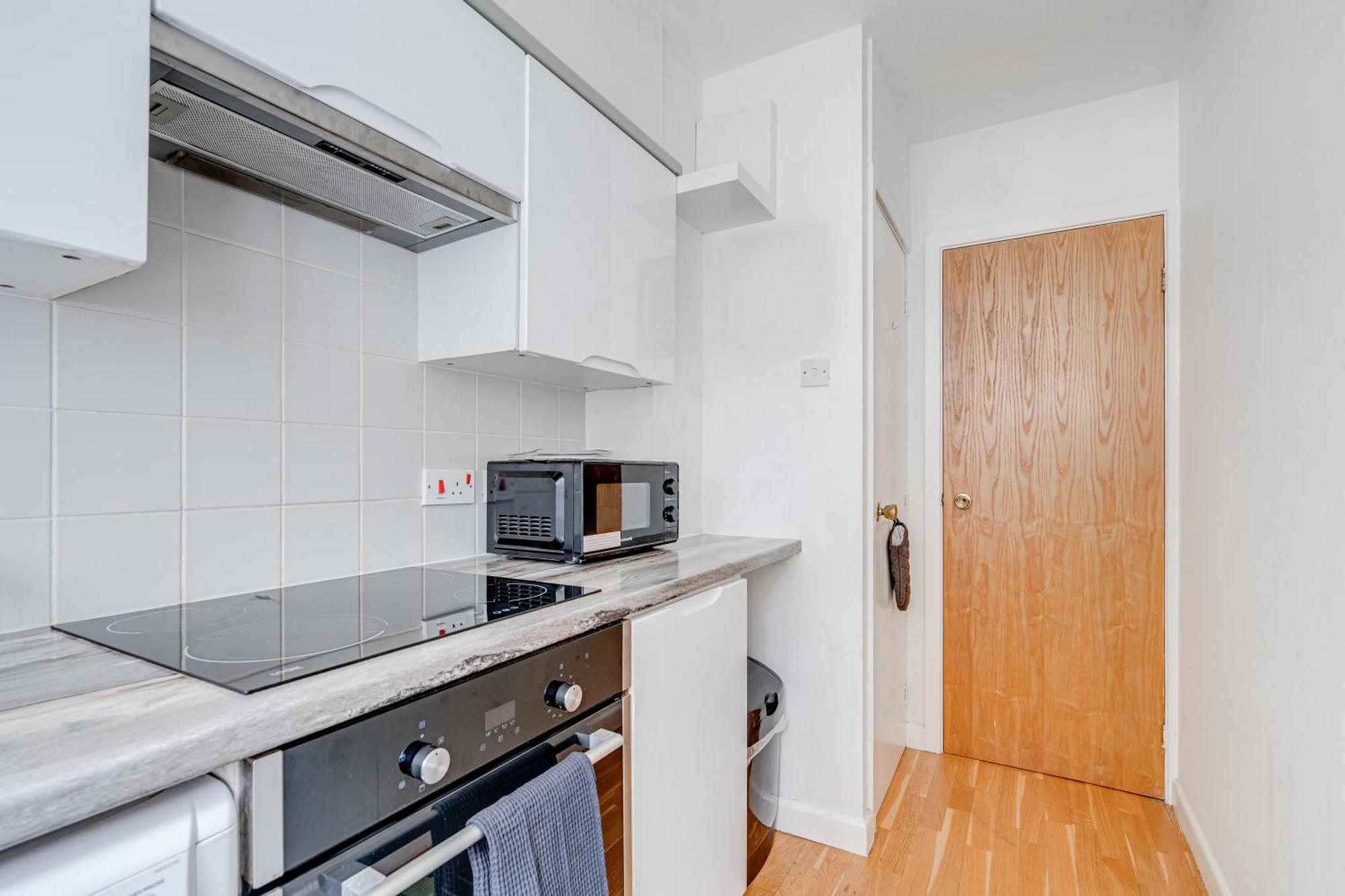 Apartment In Elephant & Castle With Parking London Exterior photo